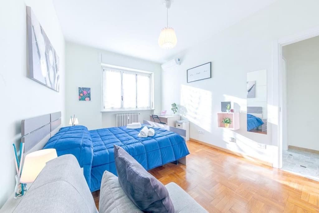 מילאנו Navigli - Downtown - Duomo Spacious Two Bedroom Apartment - Close To Metro - Ac - Wi-Fi מראה חיצוני תמונה